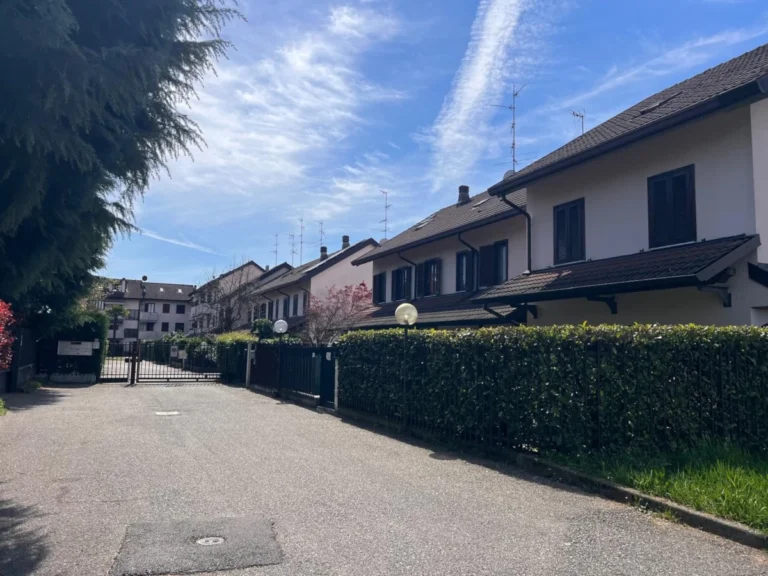 zona crocione seregno complesso villette in via kolbe tecnorete seregno