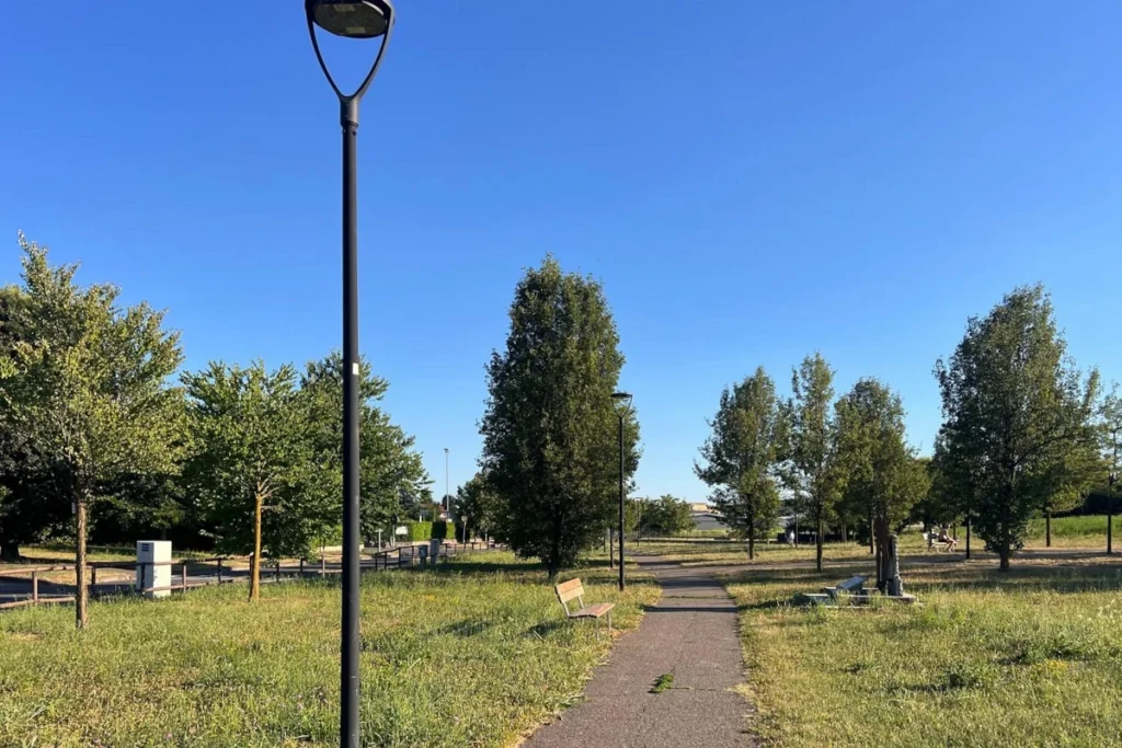 parco fratelli longoni in via reggio quartiere lazzaretto seregno